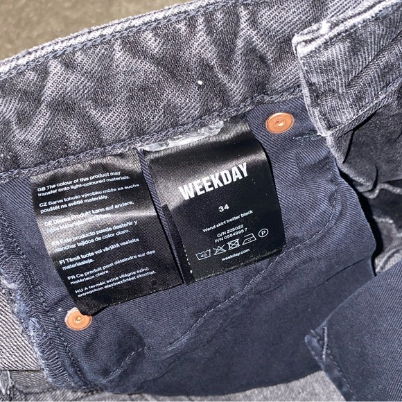 ASOS Weekday Denim Mini Skirt Size XS (UK 34) - Picture 4 of 4